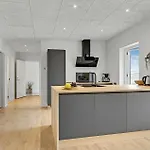 6 Bedroom Cozy In * Ebeltoft