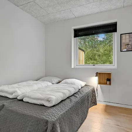 Holiday home 6 Bedroom Cozy In Ebeltoft