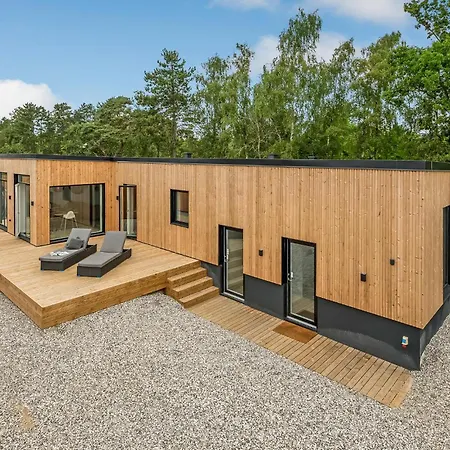 6 Bedroom Cozy In