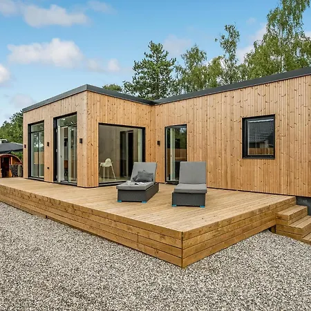 6 Bedroom Cozy In